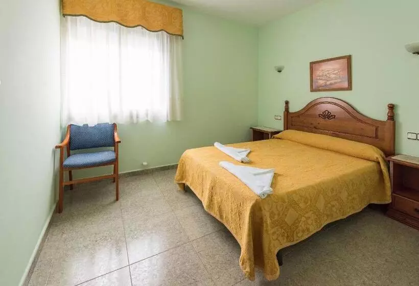 Economy-huone, Hostal O Camouco