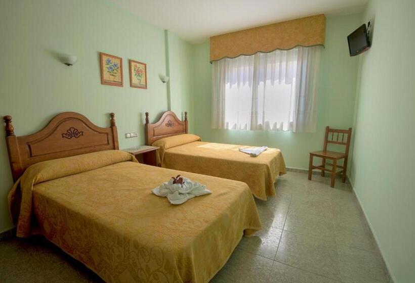 اتاق استاندارد, Hostal O Camouco