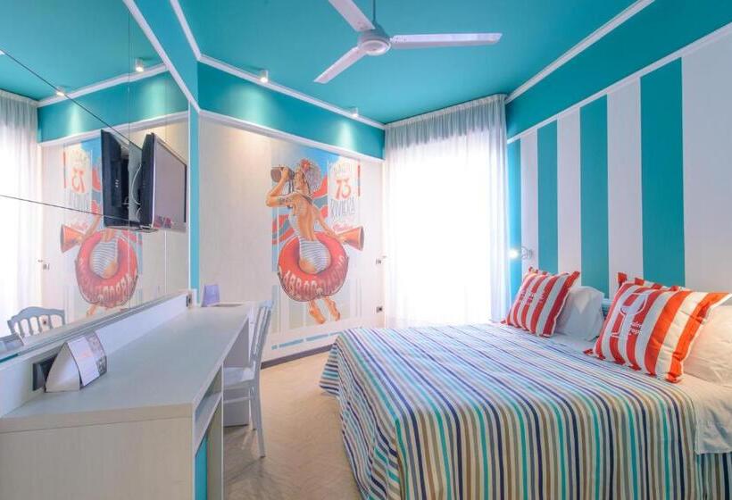 اتاق سوپریور, Admiral Art