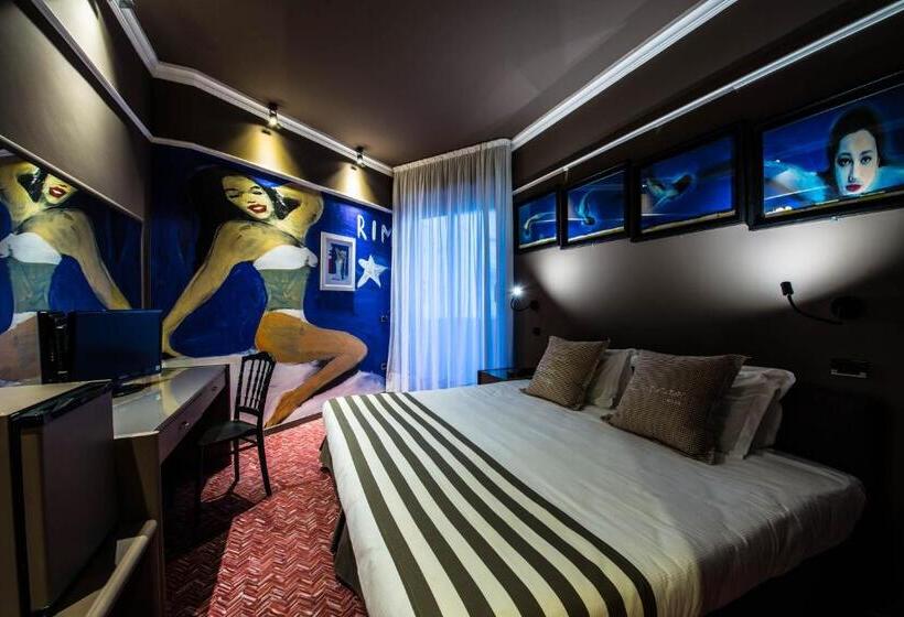 اتاق سوپریور, Admiral Art