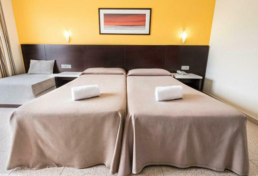 Номер Стандарт Трехместный, Azuline Hoteles Mar Amantis & Ii