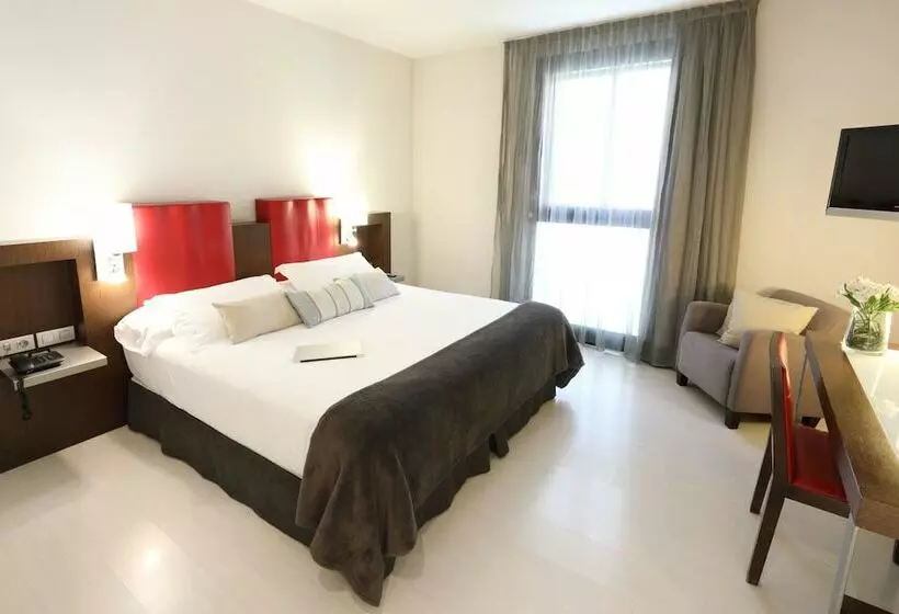 اتاق استاندارد, Ciutat De Girona