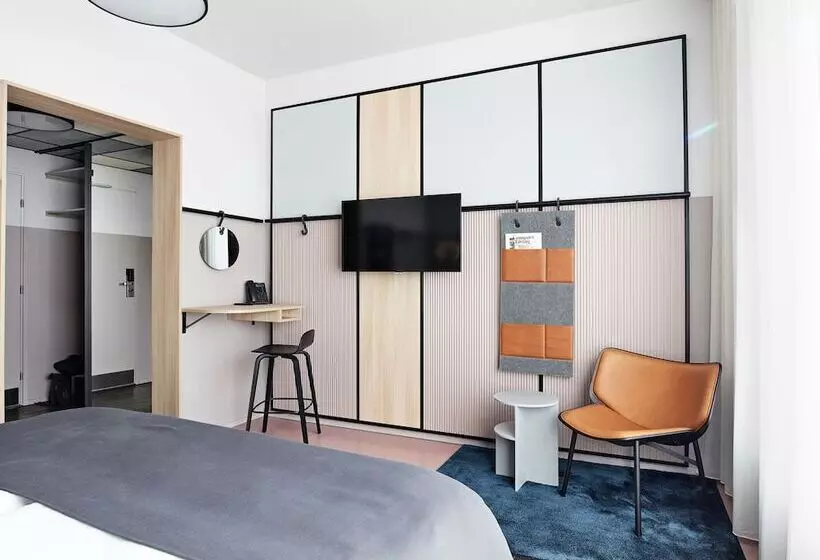 Standard-huone, Cph