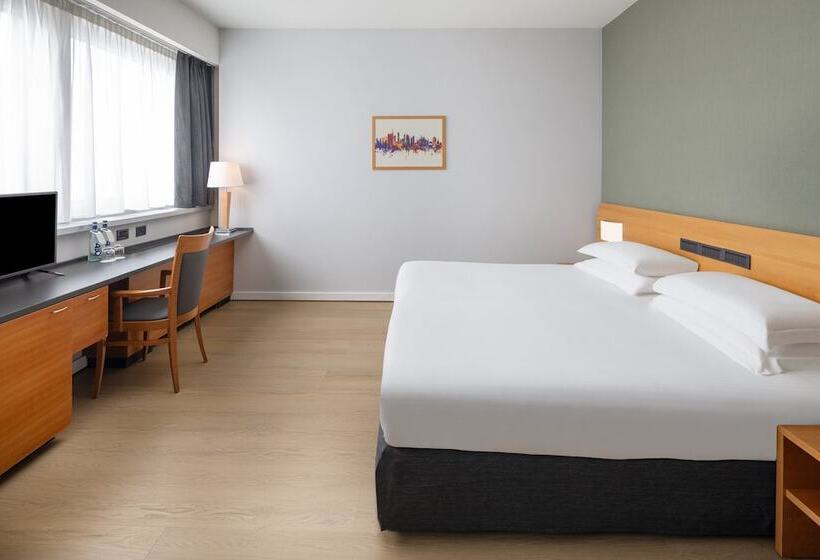 Номер Стандарт, Crowne Plaza Milan Linate, An Ihg