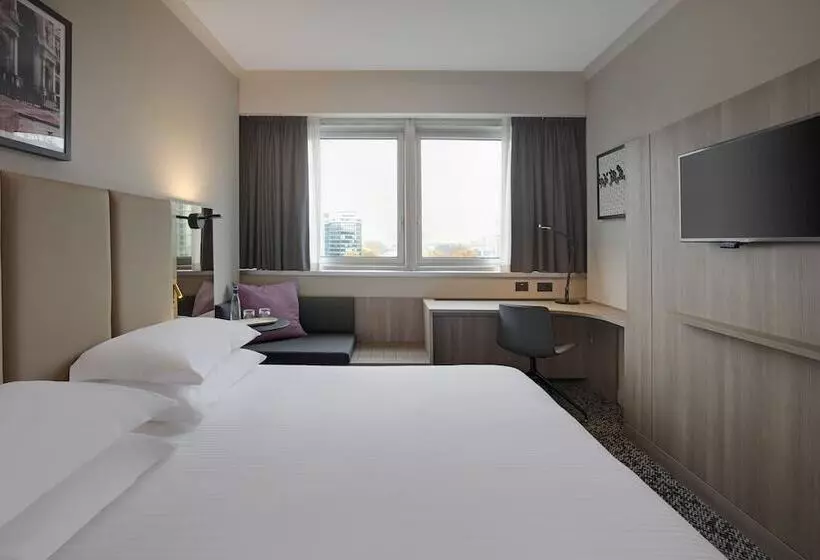 اتاق پرمیوم, Crowne Plaza Milan Linate, An Ihg
