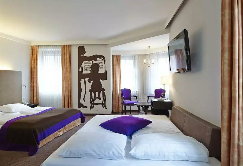 اتاق استاندارد چهار تخته, Der Salzburger Hof