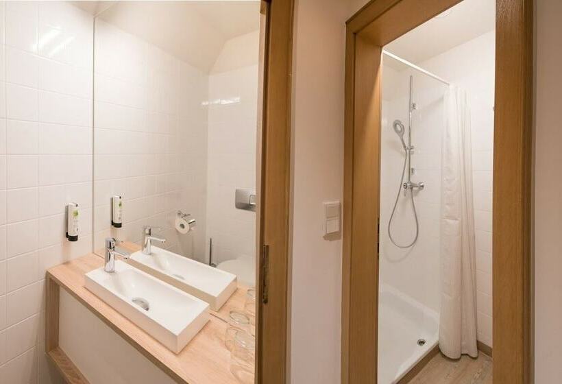 غرفة إقتصادية حمام مشترك, Der Salzburger Hof