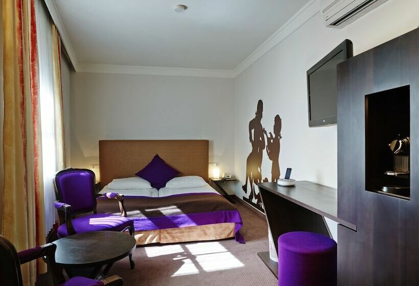 غرفة سوبيريور, Der Salzburger Hof