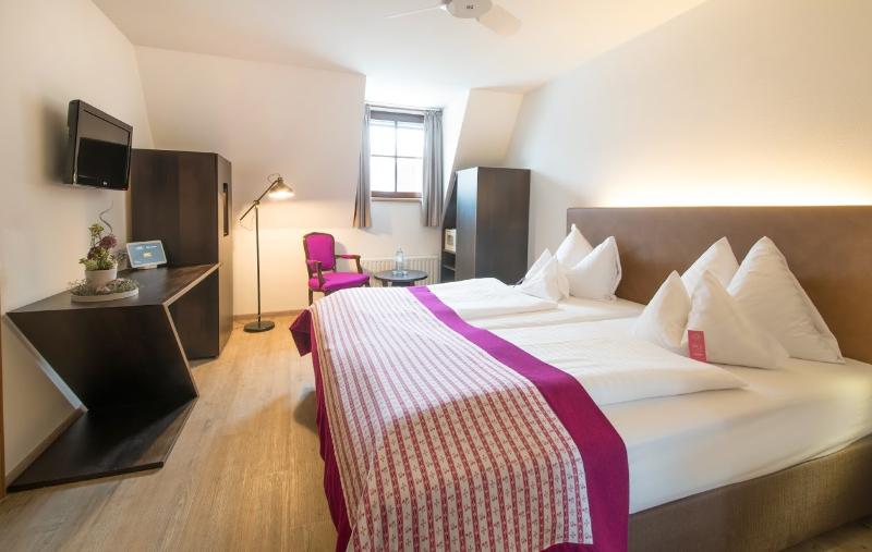 غرفة إقتصادية, Der Salzburger Hof