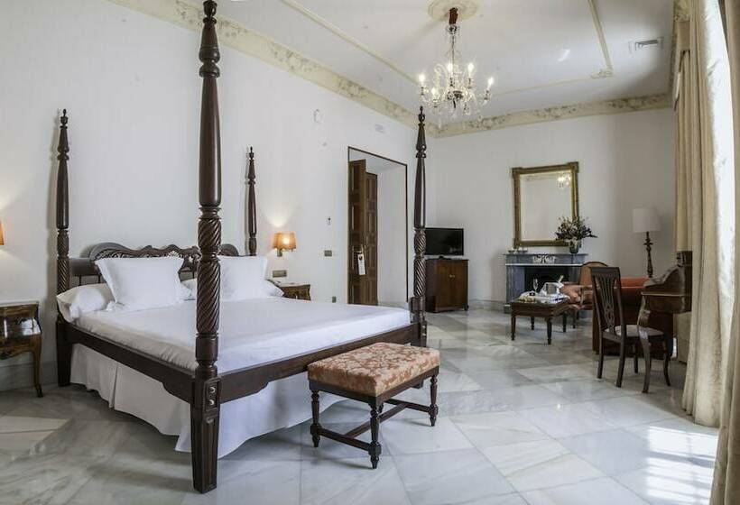 اتاق سوپریور, Duques De Medinaceli