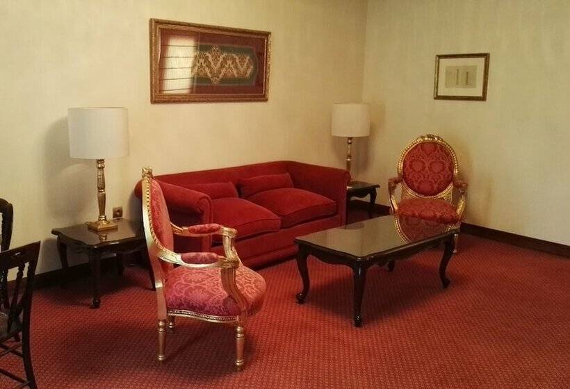 Suite Presidencial, Duques De Medinaceli