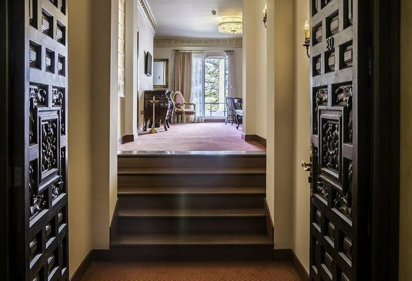 سوئیت پرزیدنت, Duques De Medinaceli