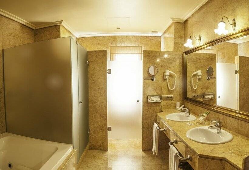 سوئیت پرزیدنت, Duques De Medinaceli