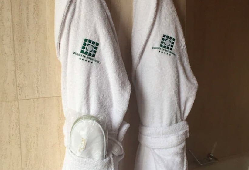 سوئیت پرزیدنت, Duques De Medinaceli