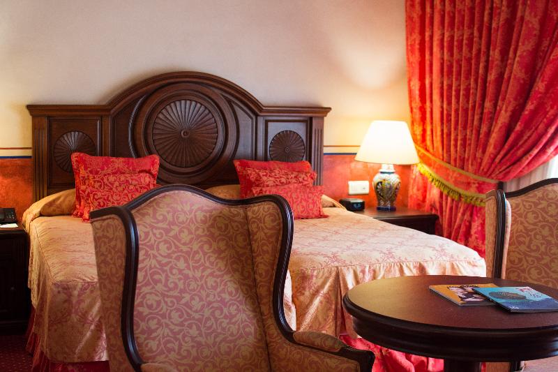 Номер Стандарт Вид на Сад, Europe Villa Cortes Gl