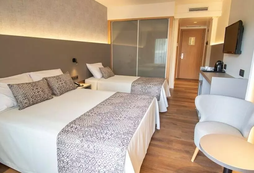 اتاق استاندارد سه نفره, Golden Bahia De Tossa & Spa 4 Sup