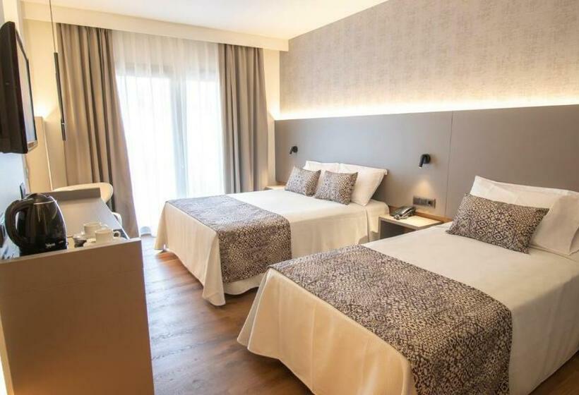 4인용 스탠다드 룸, Golden Bahia De Tossa & Spa 4 Sup