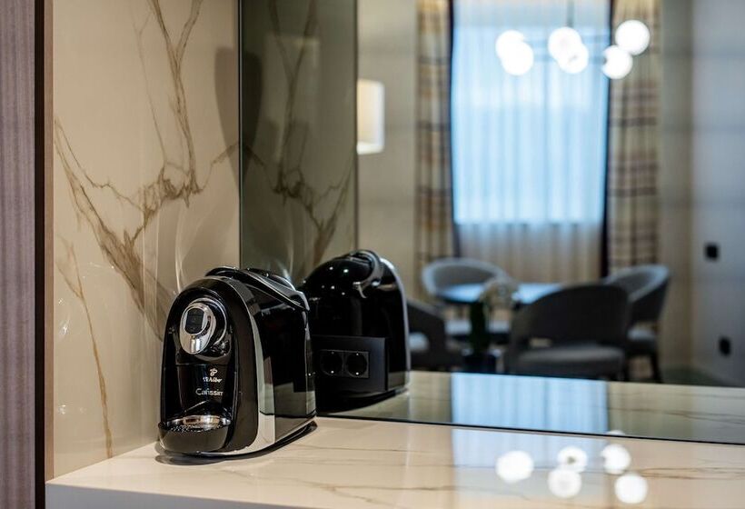 Президентский Люкс, Hilton Sofia