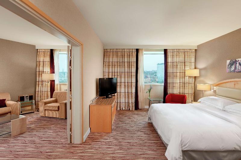 Президентский Люкс, Hilton Sofia