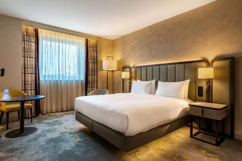 キングサイズベッドのエクゼクティブルーム, Hilton Sofia