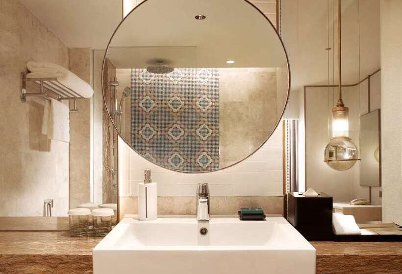 Номер Deluxe, Hilton Sofia