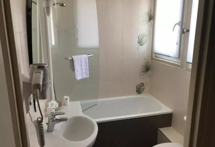 اتاق استاندارد, Hôtel Ramuntcho
