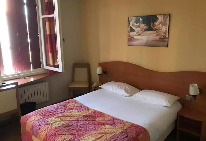 اتاق استاندارد, Hôtel Ramuntcho