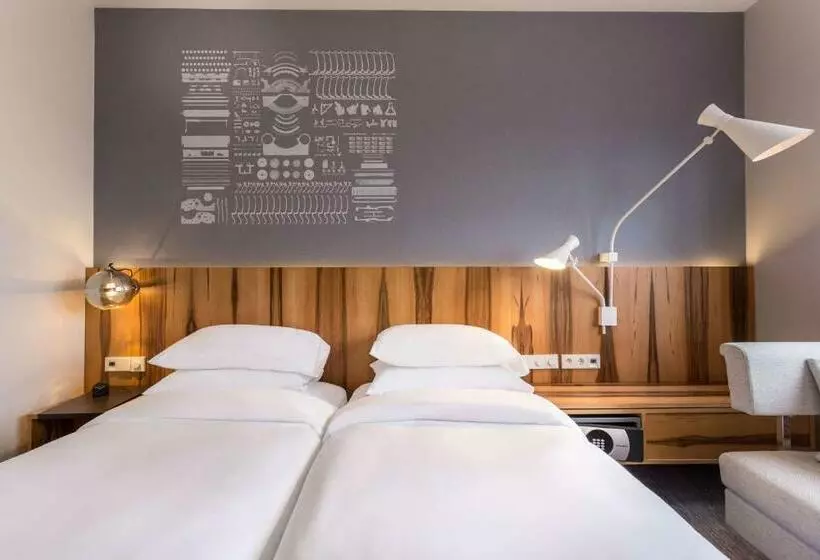景色の見えるデラックスルーム, Hyatt Regency Paris Etoile