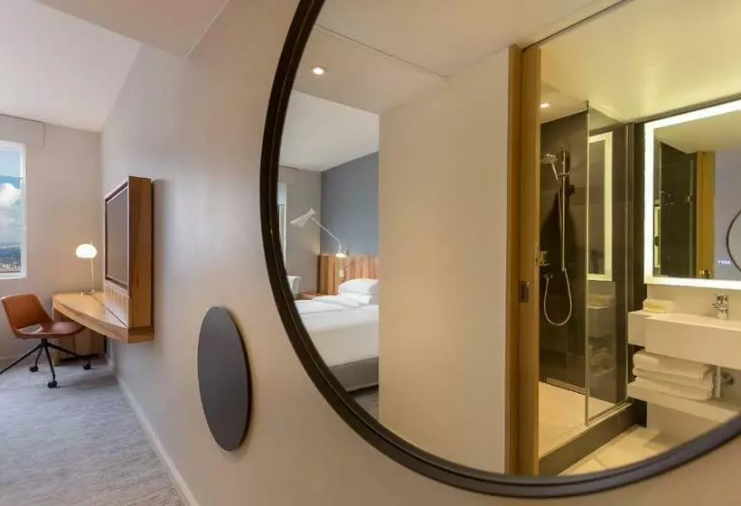 景色の見えるデラックスルーム, Hyatt Regency Paris Etoile