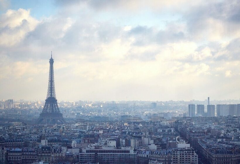 Номер Стандартный с Видом, Hyatt Regency Paris Etoile