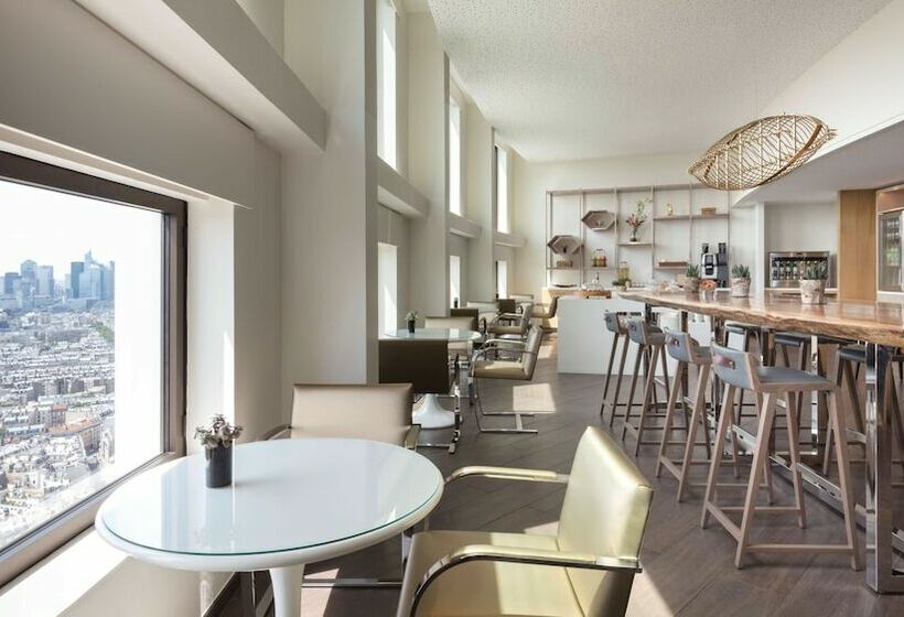 Президентский Люкс, Hyatt Regency Paris Etoile