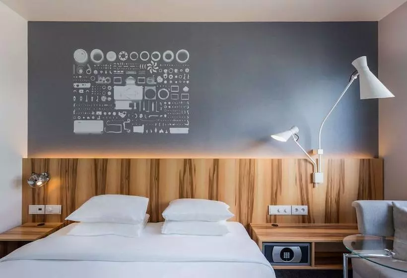 スイート, Hyatt Regency Paris Etoile