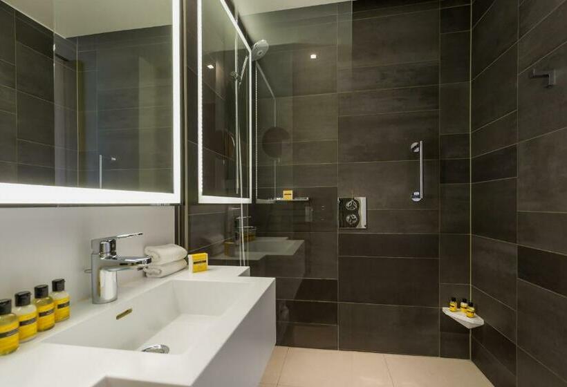 Семейный Номер, Hyatt Regency Paris Etoile