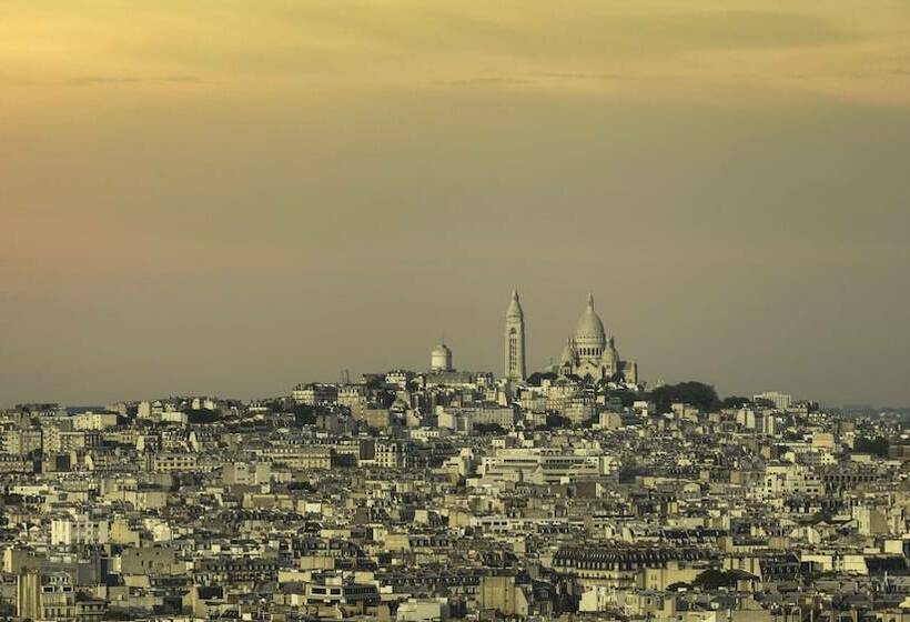 Семейный Номер, Hyatt Regency Paris Etoile