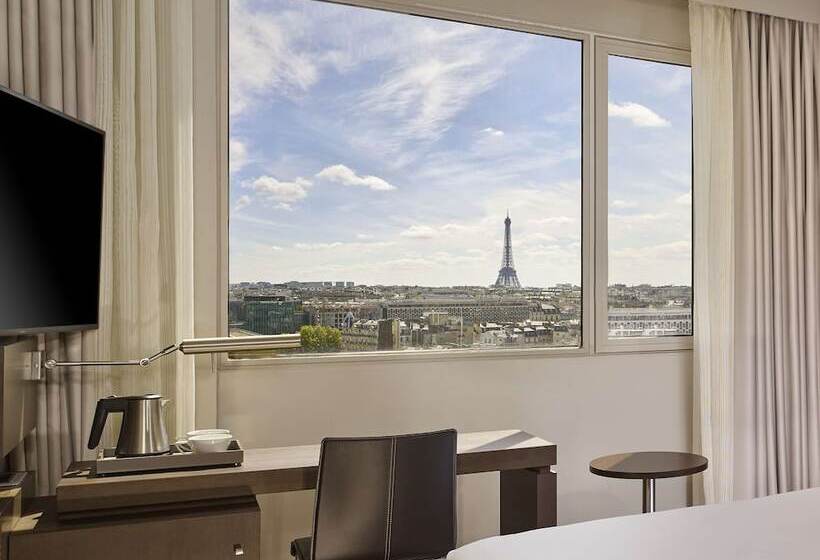 Номер Стандартный с Видом, Hyatt Regency Paris Etoile