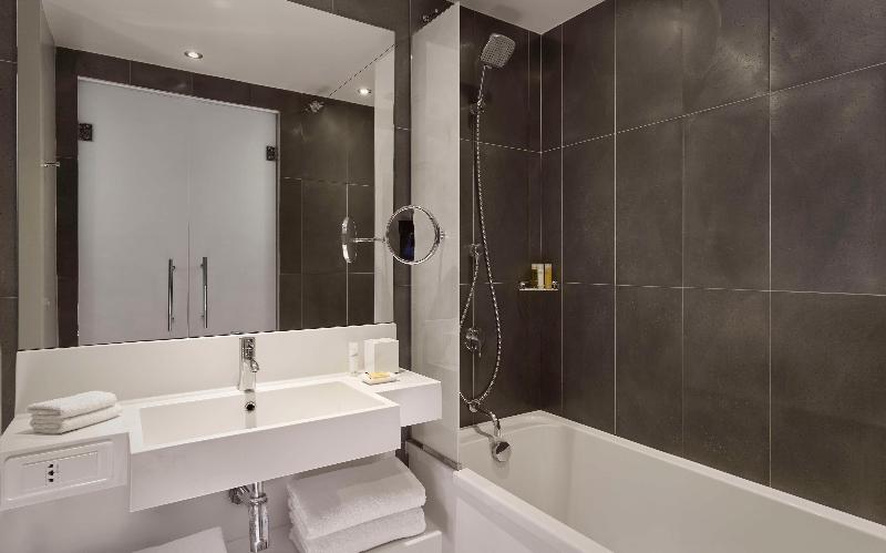 Стандартный Номер Кровать Кинг, Hyatt Regency Paris Etoile