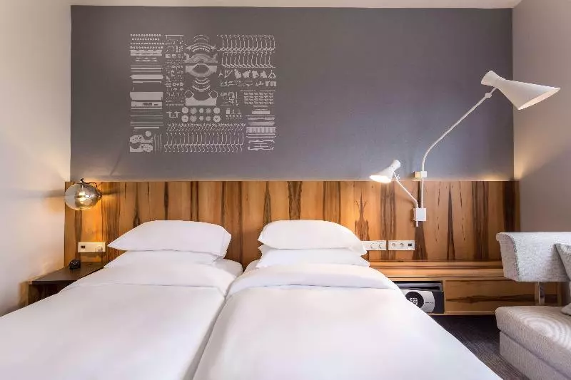 スタンダードルーム, Hyatt Regency Paris Etoile