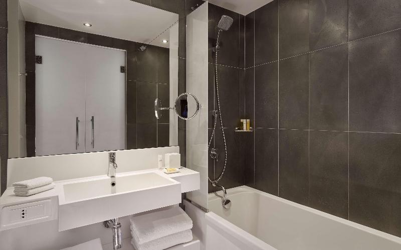 اتاق استاندارد, Hyatt Regency Paris Etoile
