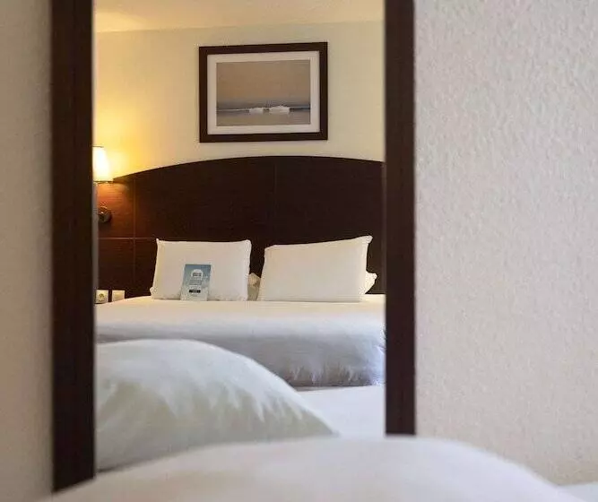 Standardzimmer mit Doppelbett, Kyriad Chateauroux