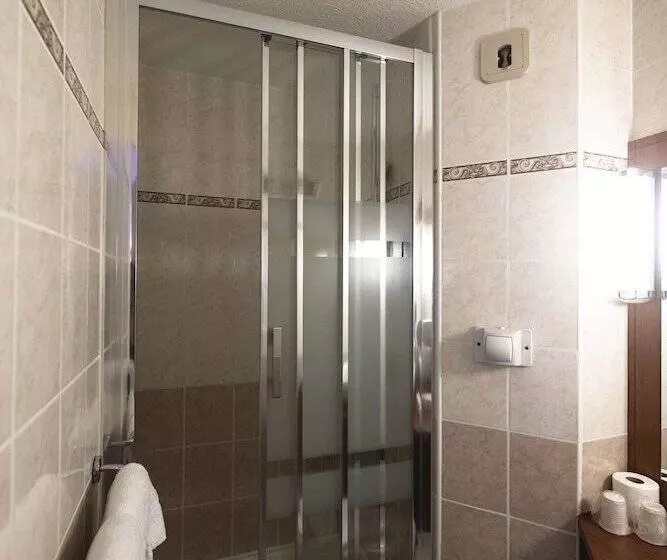 Standardzimmer, Kyriad Chateauroux