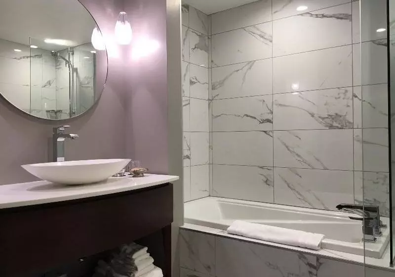 سوییت سوپریور, Saint Sulpice Montréal