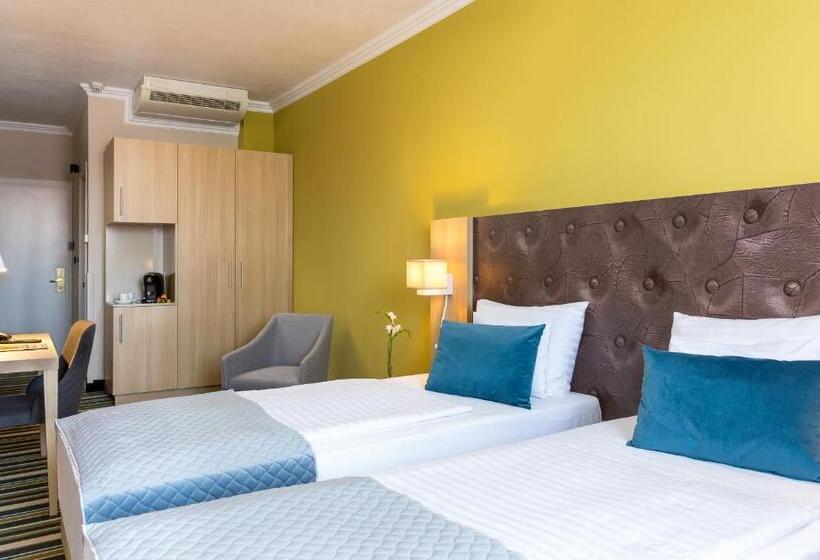 Номер Комфорт, Leonardo Hotel Budapest