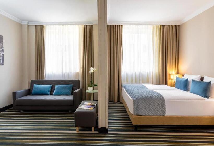Полулюкс, Leonardo Hotel Budapest