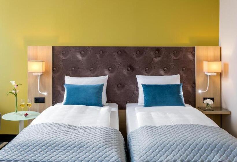 Трехместный Номер Superior, Leonardo Hotel Budapest