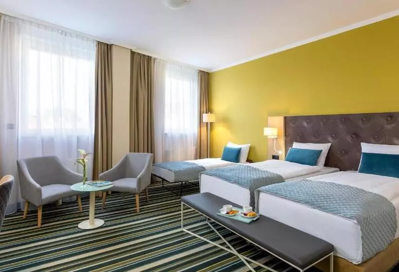 スーペリアトリプルルーム, Leonardo Hotel Budapest