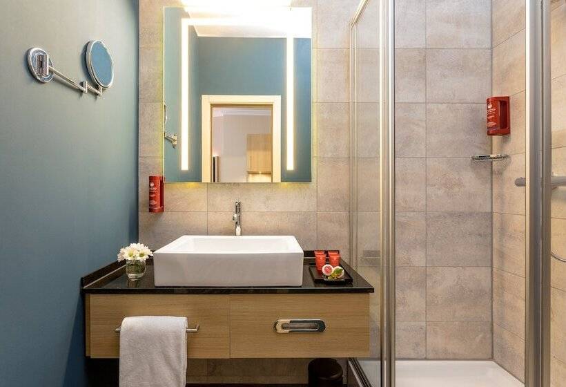Номер Комфорт, Leonardo Hotel Budapest