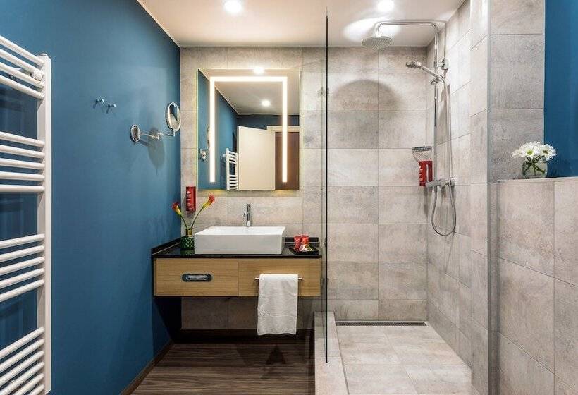 غرفة سوبيريور ثلاثية, Leonardo Hotel Budapest