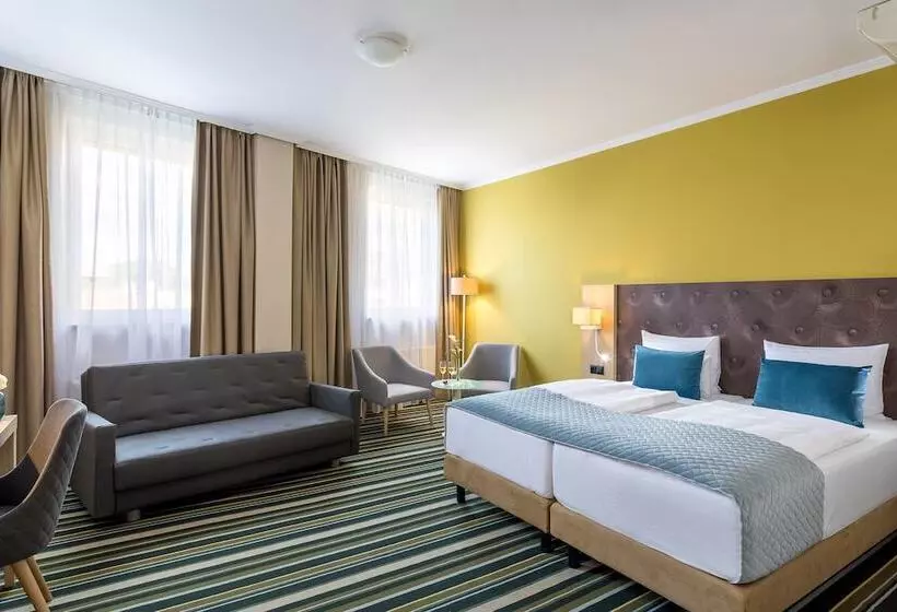 スーペリアトリプルルーム, Leonardo Hotel Budapest