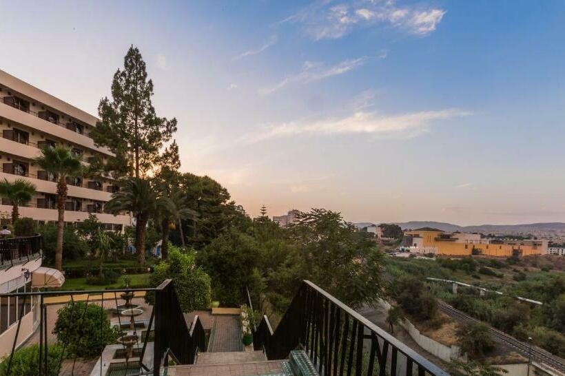 标准三人间, Menzeh Zalagh City Center