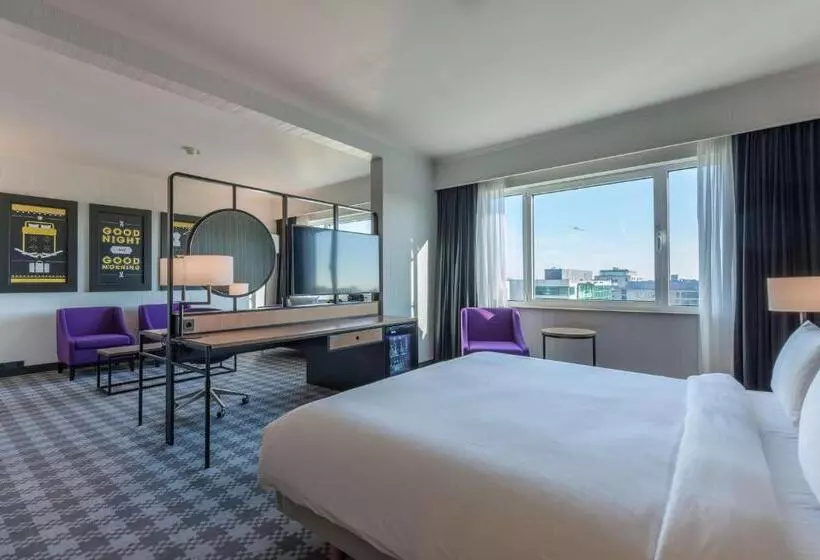 Sviitti, Radisson Blu Hotel Amsterdam Airport, Schiphol